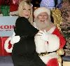 Tori Spelling : poor-santa 307x290