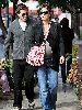 Jake Gyllenhaal : brother-and-sister-for-a-stroll 300x400