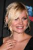 Elisha Cuthbert : 32