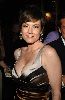 Zoe McLellan : WI15734727 actress-zoe-mclellan-conde-nast