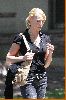 Katherine Heigl : Katherine Heigl on the set of The Ugly Truth in Pasadena3 4804a259e69c0