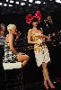 Katy Perry : on stage with singer Pink in MTV Awards