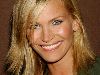 Natasha Henstridge : 010032804