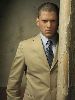 Wentworth Miller  III  : Wentworth-Miller-300x400-16kb-media-3608-media-125423-1195659303