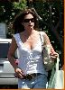 Cindy Crawford : Cindy Crawford in cleavagey top out shopping in Santa Monica2 4860ee36bb101