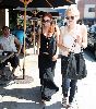 Ashlee Simpson : ashlee simpson1209 487352d672a53