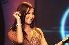 nancy ajram : nancy dancing on stage while singing