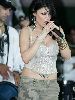 Haifa Wehbe : haifa on stage singing wearing a casual outfit