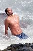 Josh Holloway : wallpaper of josh holloway topless on the beach