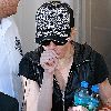 Madonna : Madonna coughing