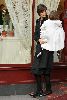 Suri Cruise : Katie short hair style is on the street carrying the two years old Suri Cruise