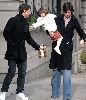 Suri Cruise wants to be held by Daddy Tom Cruise