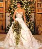 VICTORIA BECKHAM : looks amazing in her wedding dress