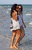 Solange Knowles : spends her vacation on the beach in Miami with a friend