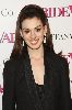 Anne Hathaway looked stunning on the red carpet yesterday the 5th of January 2009