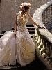 Kiera Knightley : large photo wearing a wedding dress