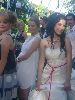 hazal kaya on her wedding day at Genco with the actresses melis and deniz gozen