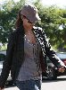 Halle Berry : spotted walking to her car after shopping at Bristol Farms in Los Angeles, California on the 26th, January 2009