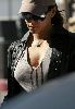 Halle Berry : picture walking to her car after shopping at Bristol Farms in Los Angeles, California on the 26th, January 2009