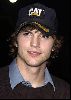 Actor ashton kutcher : 33