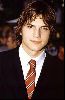 Actor ashton kutcher : 38