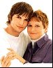 Actor ashton kutcher : 43