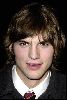 Actor ashton kutcher : 47