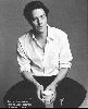 Actor hugh GRANT : 33