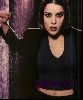 Actress neve campbell : 48