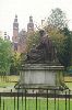 Cities Europe The United Kingdom : Kelvin statue and the Kelvingrove Museum, both in Kelvingrove Par