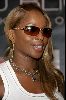 MARY J. BLIGE : Mary J. Blige Signs Her Latest Hit CD The Breakthrough